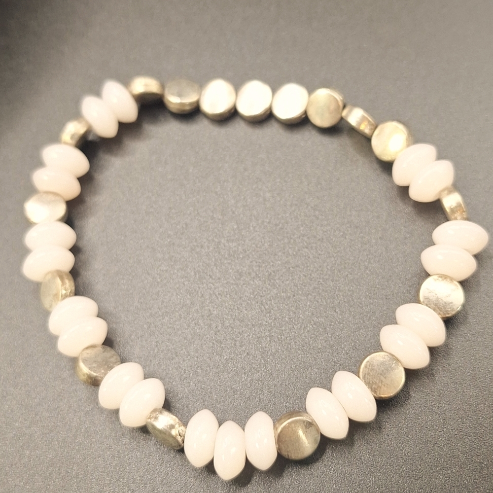 PRETTY HANDMADE QUARTZ AND STEEL BRACELET
